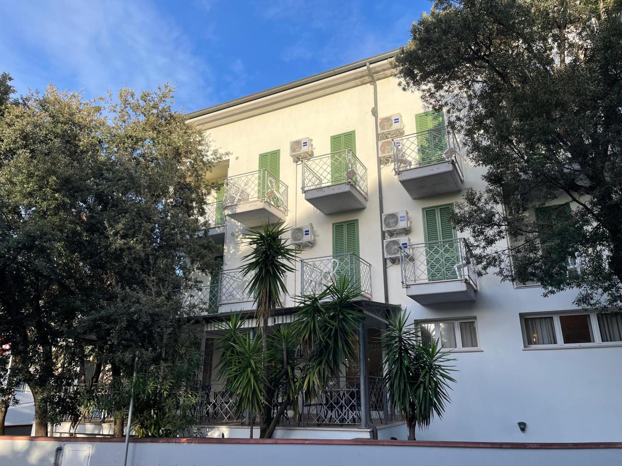 Hotel L'Etrusco - サン·ヴィンチェンツォ エクステリア 写真